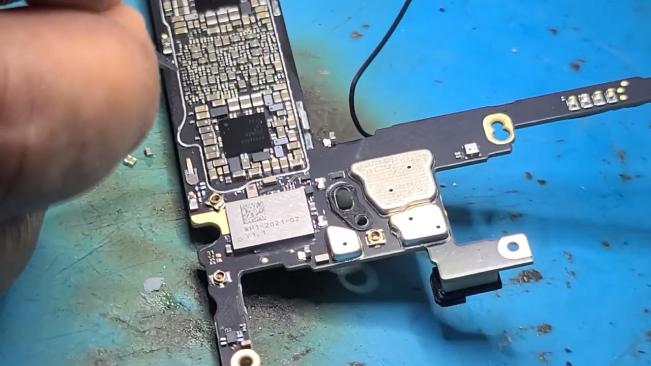 Google pixel 7 dead solution  recovery fix#bd #googlephone #technology #repair 