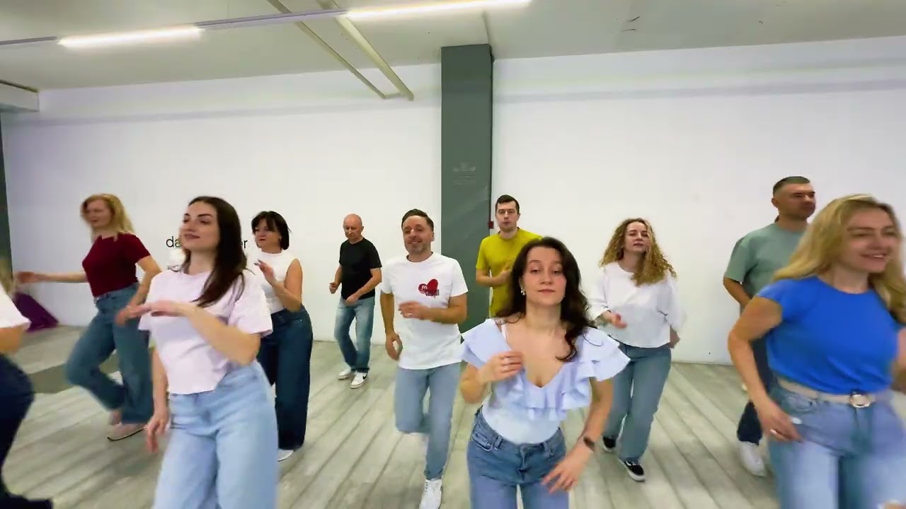 Bachata dance Kyiv Ukraine dance school Mi Corazon