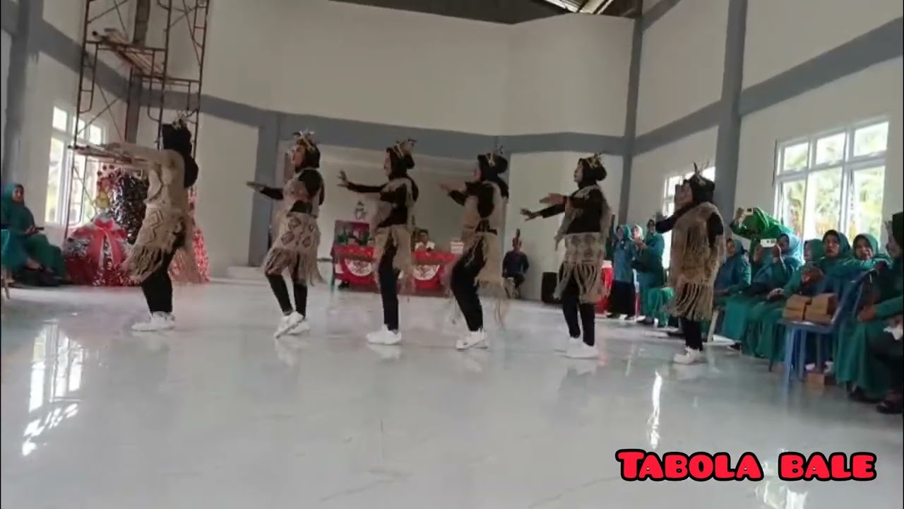 TABOLA BALE#line dance#high beginner#choreo by Elva Fida(INA)#demo by Ibu² FKK Kel.Kudu