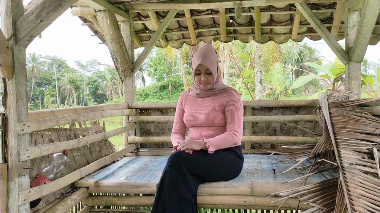 WOWW....INI MATA BENAR2 GA BISA BERKEDIP MELIHAT KECANTIKAN JANDA DESA ASAL TASIKMALAYA JAWA BARAT