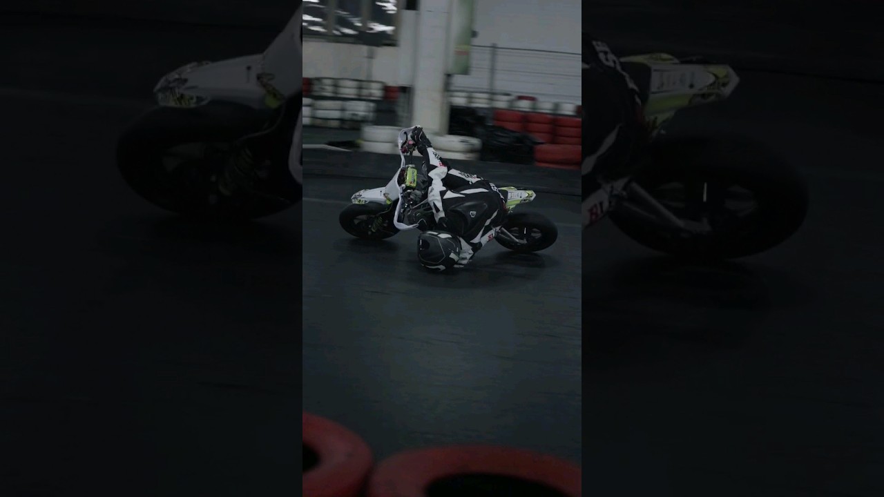 Helmschleifen mit dem Pitbike? ganz normal! #shorts #bikerlife #newchannel #hangoff #motorcyclelife