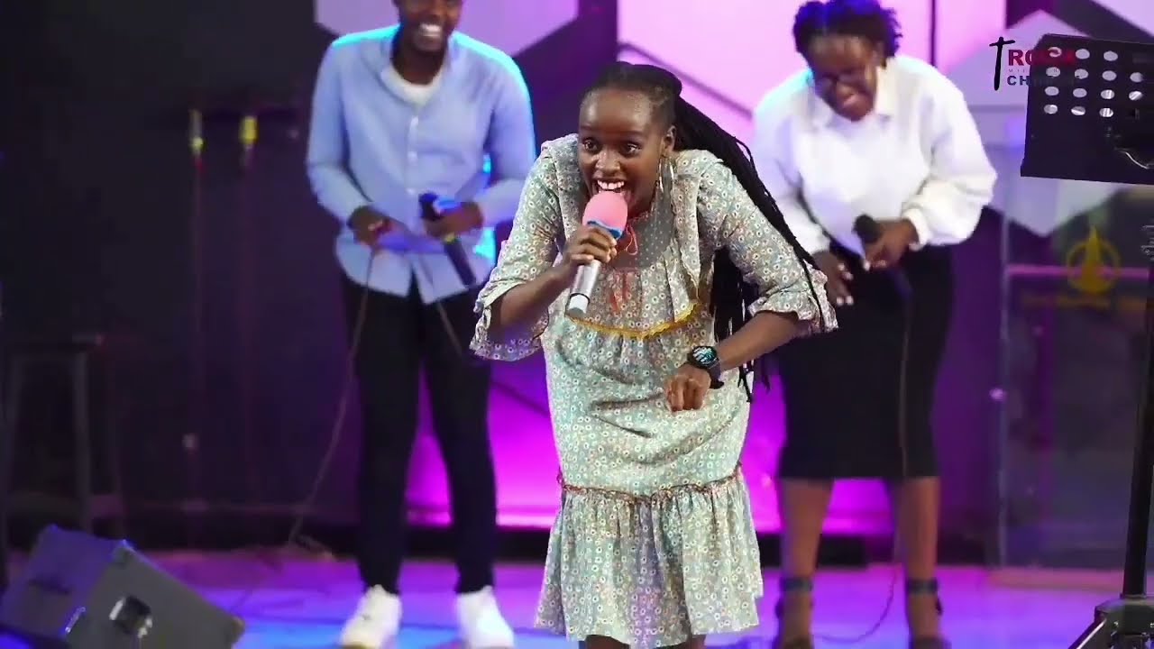 GWANGULA - ZABULI (& FRIENDS) Official Praise medley