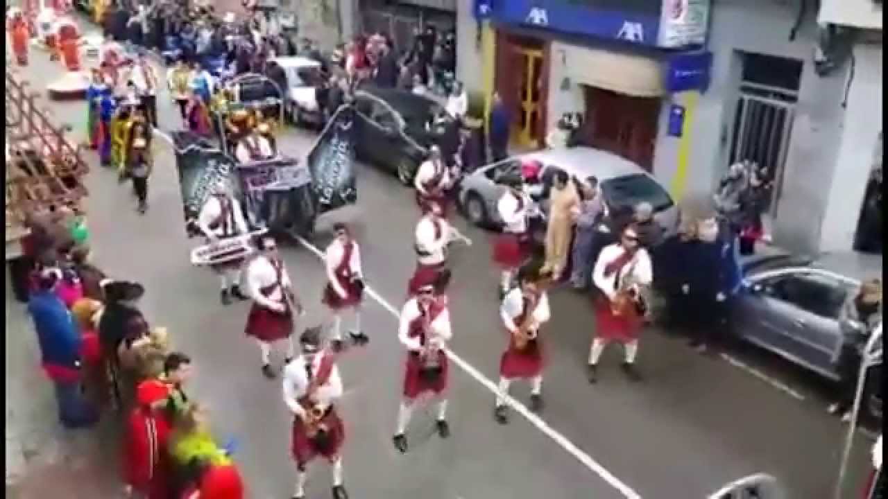 Charanga T&aacute;mega - Desfile Entroido Ver&iacute;n 2015