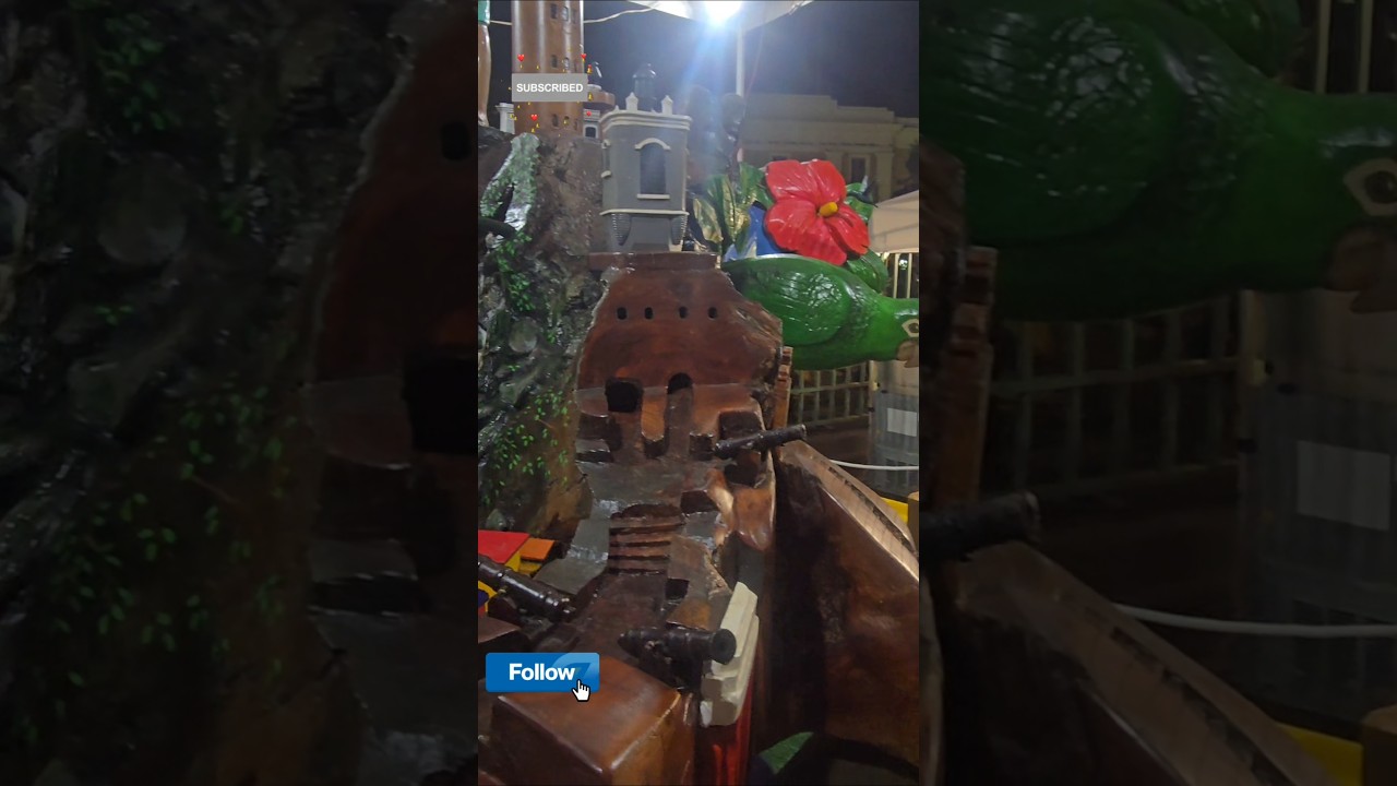 Esta obra cuenta la historia de Puerto Rico 🇵🇷 Tallada tras el Huracán María.