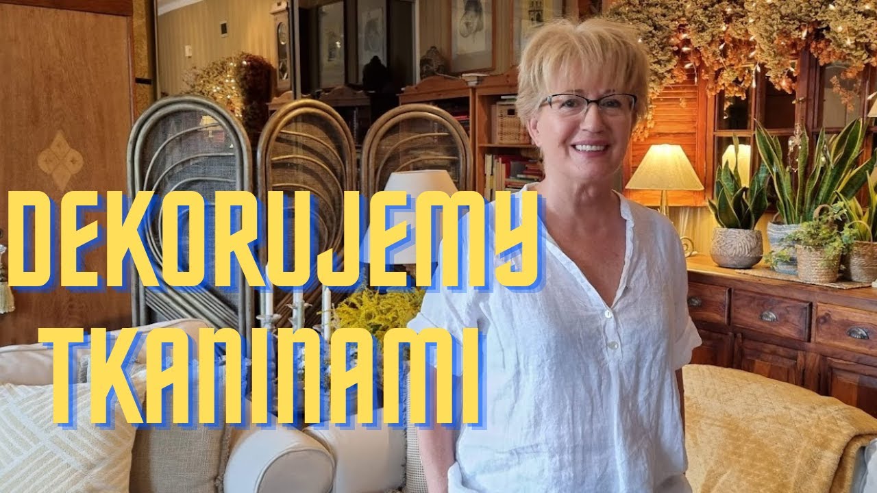 Jak udekorować kanapę poduszkami? . Jak dobrać poduszki na kanapę? Ubieramy wnętrza w tkaniny. 2021