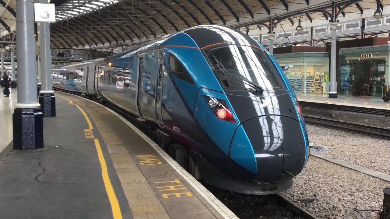 13:43 Newcastle to Manchester Piccadilly - Class 802 Trans Pennine Express Nova 1