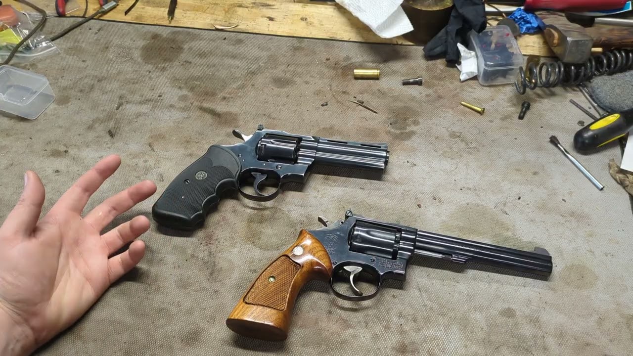 Colt Python против S&W Target – шедевр