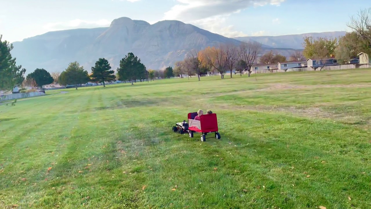 Pulling kids with XMAXX on single 4S battery