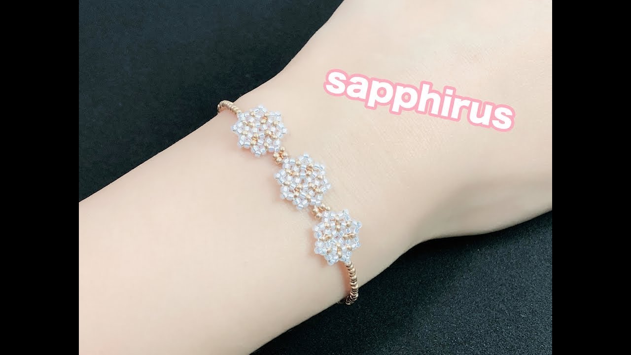 【糸繋ぎなし】3連星型ブレスレットの作り方⭐️特小ビーズだけで作るブレスレット　ビーズステッチ　ハンドメイド　星型アクセサリー　 How to make： 3 stars bracelet.