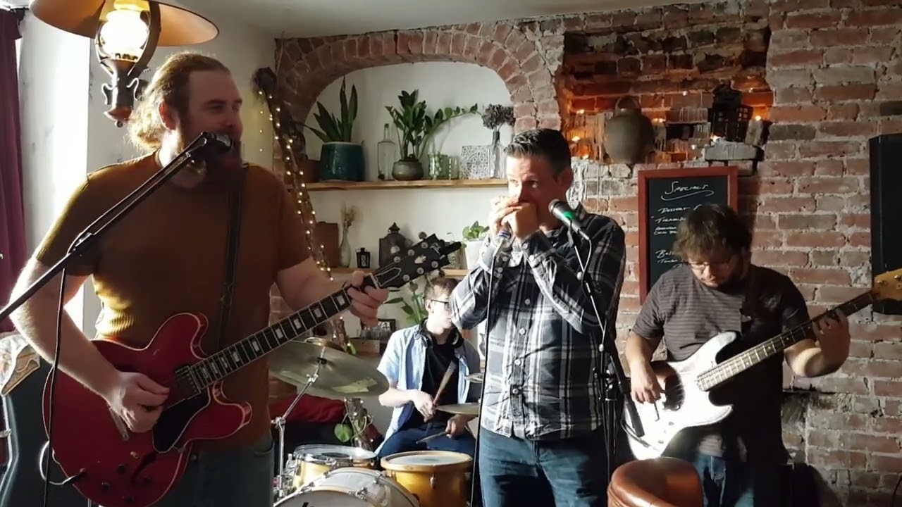 Russell Sinclair's Band with Guest Drummer Chris Ballard at The Lobster Lounge, Teignmouth 15 Oct 23