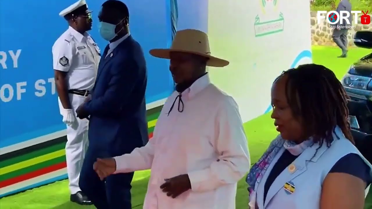 MUSEVENI ASSUMES CHAIRMANSHIP OF EAST AFRICAN COMMUNITY SUMMIT IN ARUSHA
