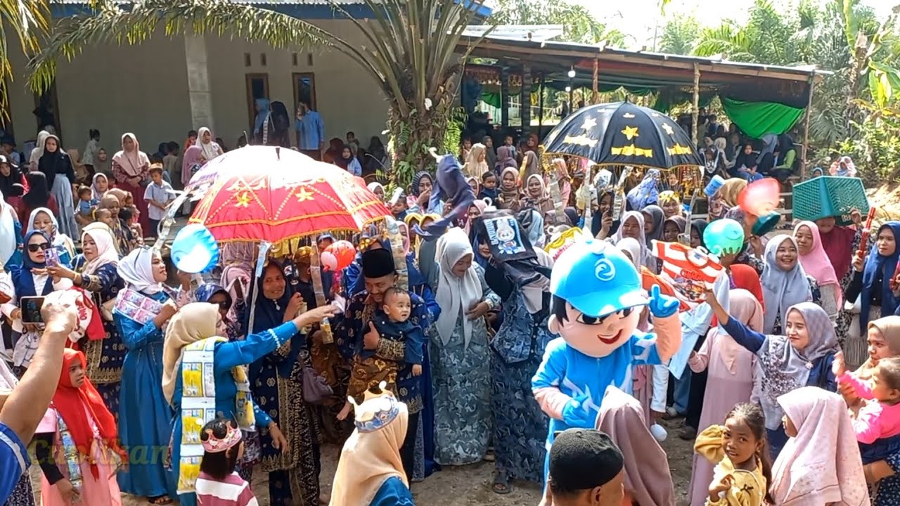 Badut Boboiboy Joget di acara ulang tahun IQLAL semuanya ikut joget