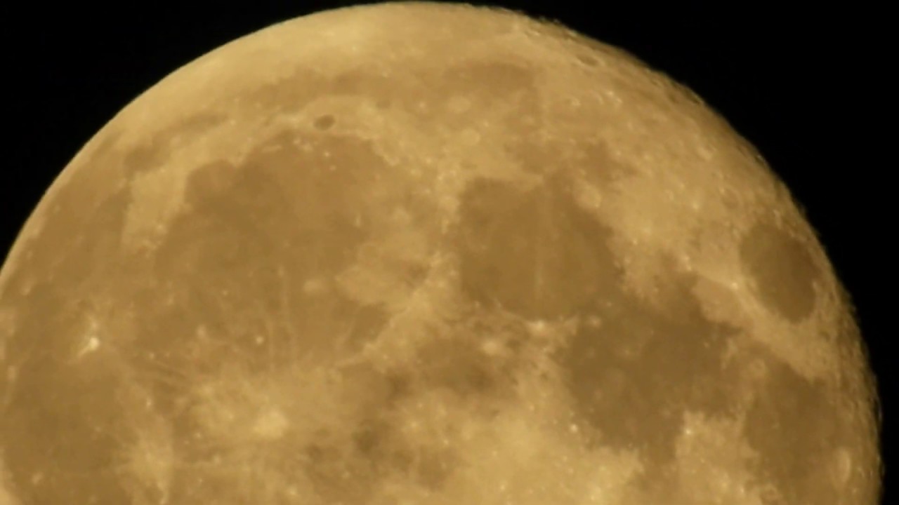 V&eacute;rhold... Blood moon...  2018.07.28.
