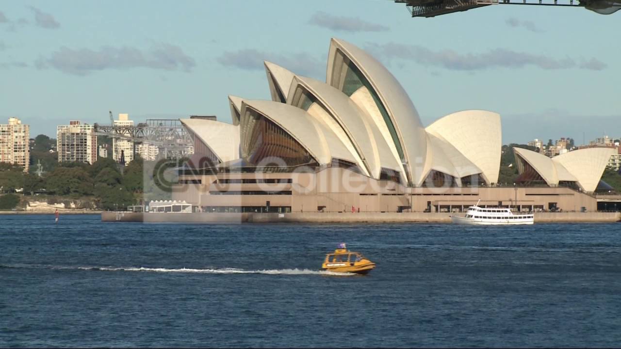SYDNEY OPERA HOUSE