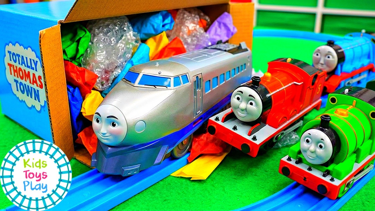 Surprise Thomas & Friends Toys! Totally Thomas Town Unboxing