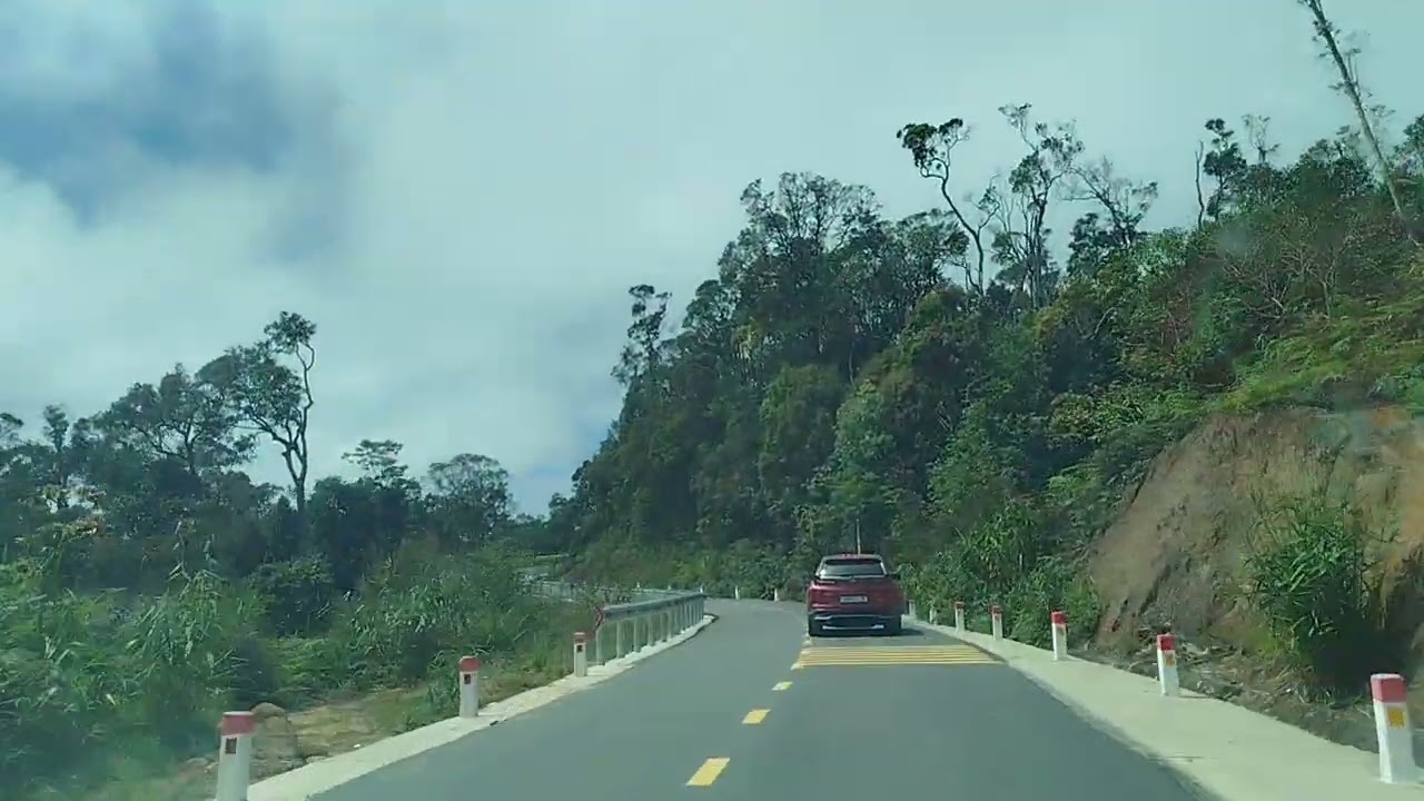 Đường lên Hòn Bà..!