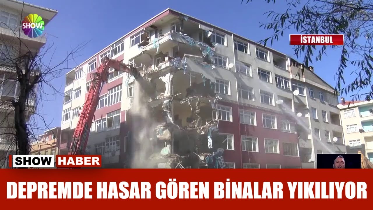 Depremde hasar gören binalar yıkılıyor