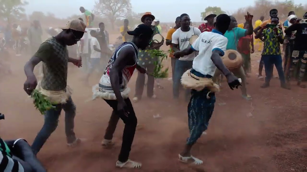 Culture du funéraire warba de rakounga