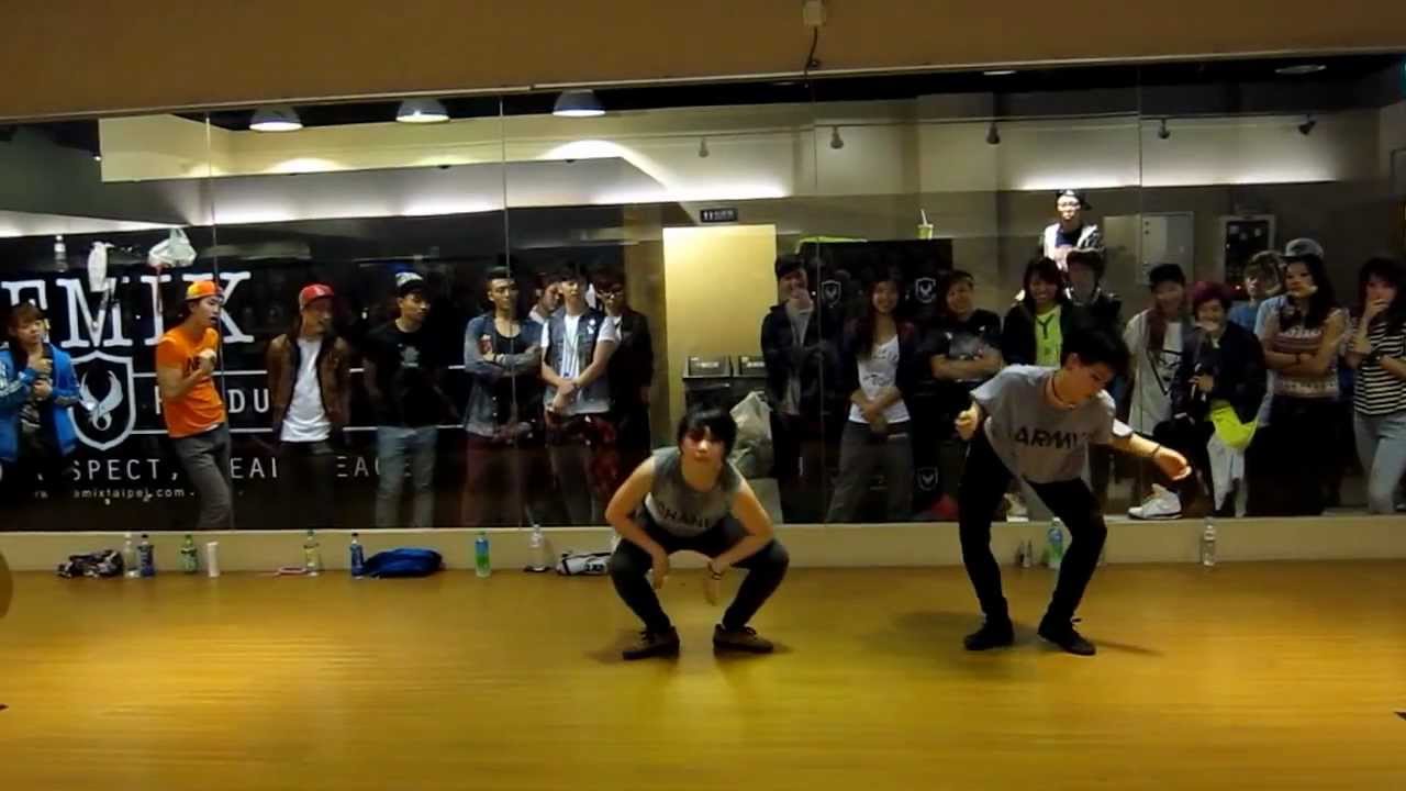 2013 Koharu  in Taiwan   Aaliyah- Are You That Somebody