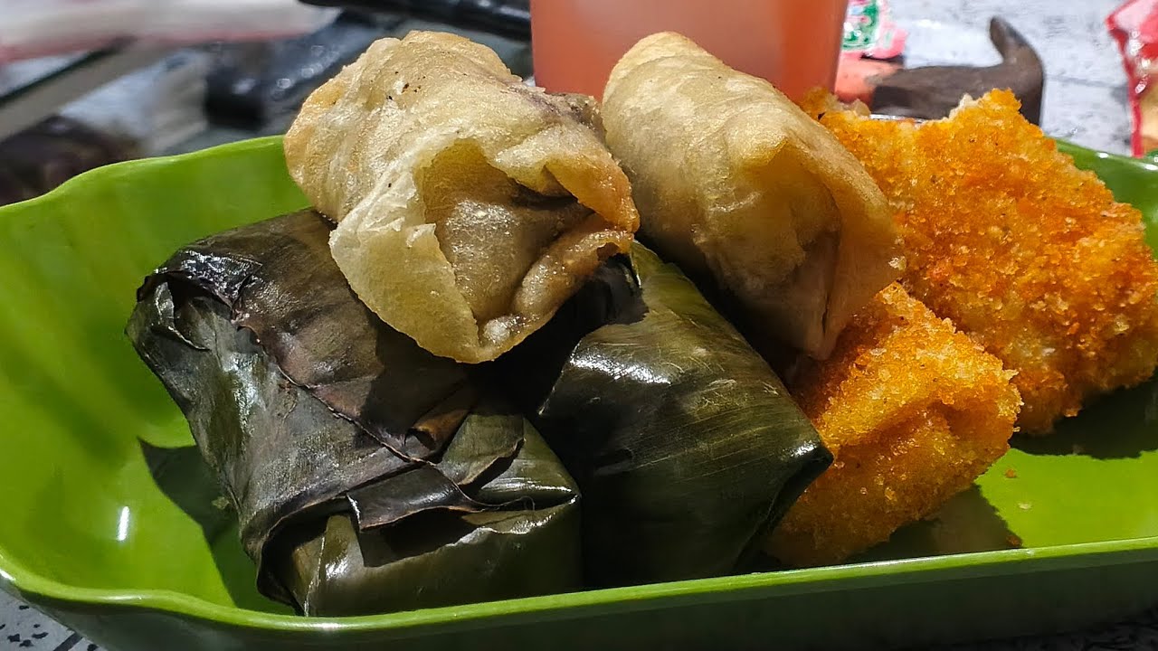 Cara mudah membuat lontong isi sayur 