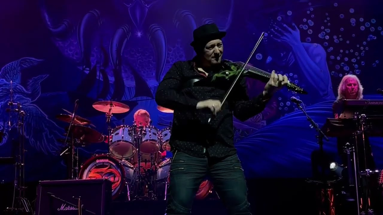 KANSAS Performs SONG FOR AMERICA With Founding Member Phil Ehart on Drums at Ruth Eckard Clearwater