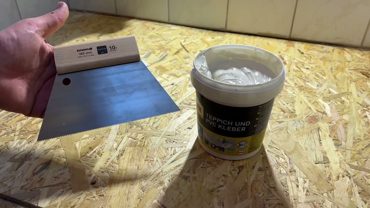 PVC Boden verlegen (entfernen, vorbereiten, schneiden, Verlegung) Heimwerker Anleitung