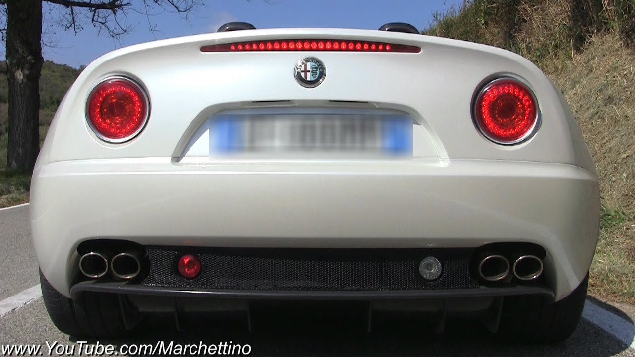 Alfa Romeo 8C: The Symphony of the Engine!