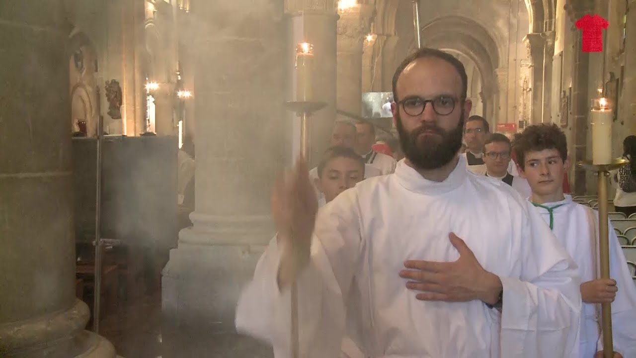 Ostension 2025 - Jeudi 1er mai - Vêpres à la Basilique d'Argenteuil (95)