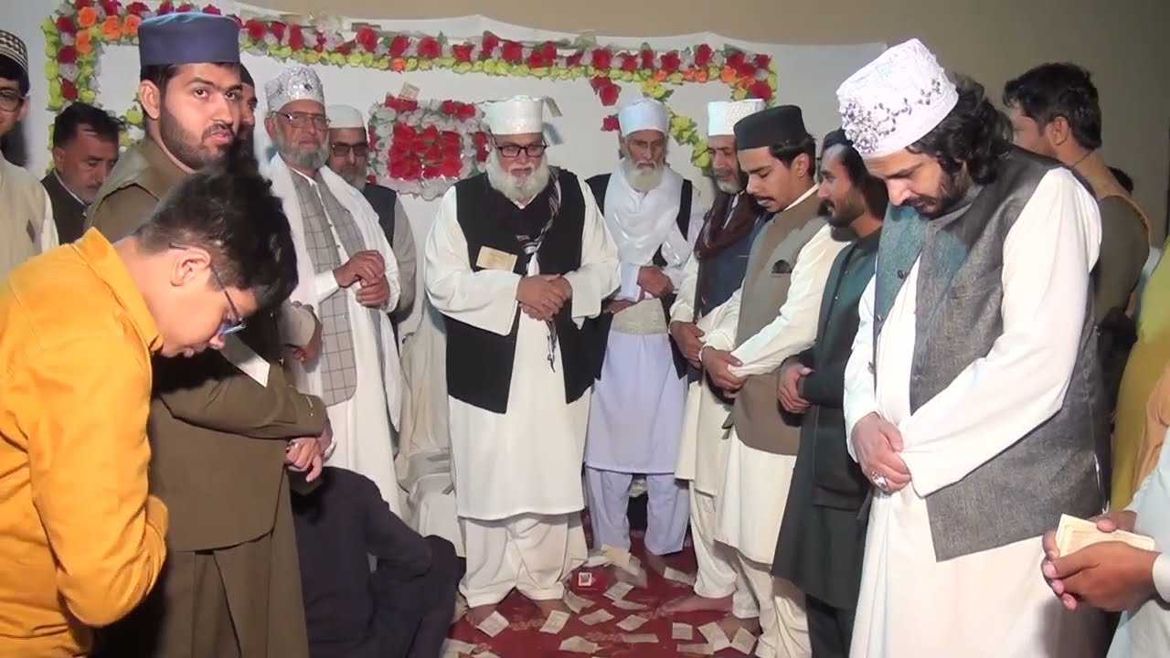 کلام: ﺁﺝ ﺭﻧﮓ ﮨﮯ اے ﻣﺎﮞ ﺭﻧﮓ ﮨﮯ ﺭﯼ۔ محفل سماع گوندل سیالکوٹ۔