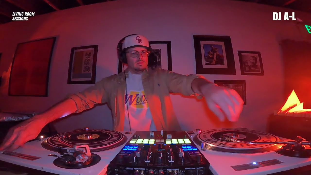 EP 402 - DJ A-L (Vinyl Set) @ Living Room Sessions (August 2025)