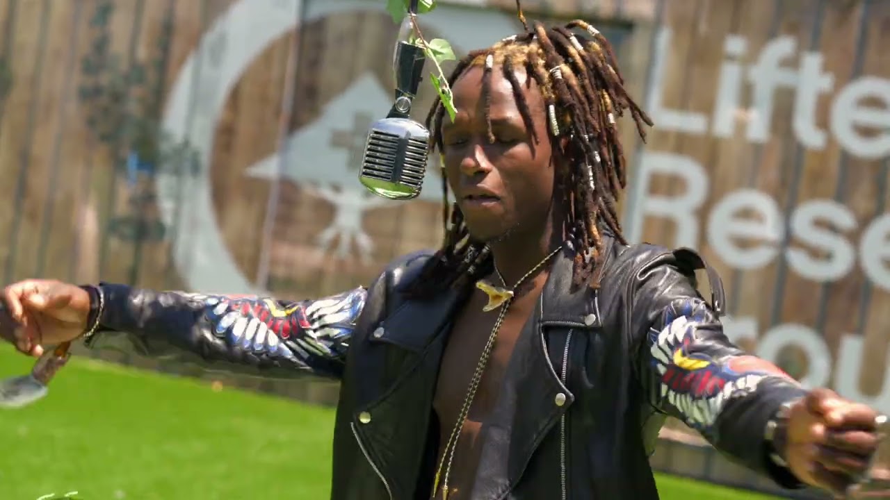 Maurice - Best Mistake LRG Treehouse Sessions  @OfficialLRG