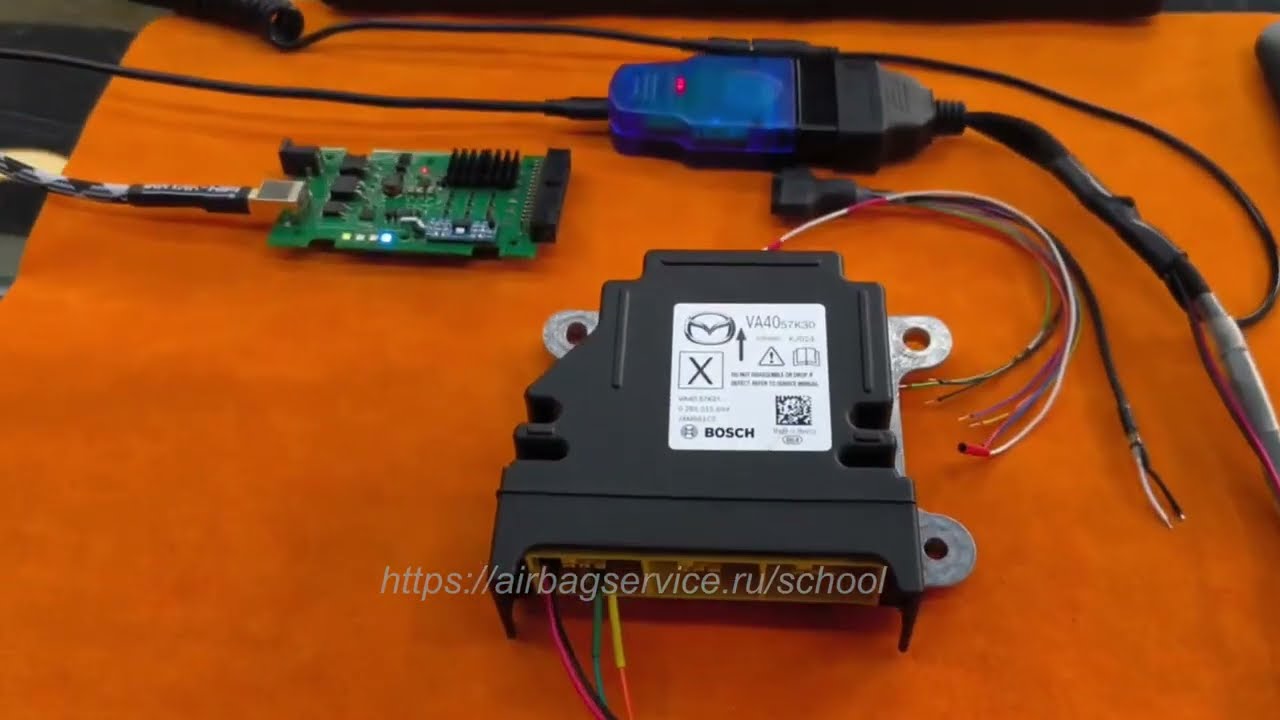 Mazda ICU-M R7F701330A Airbag module crash clear