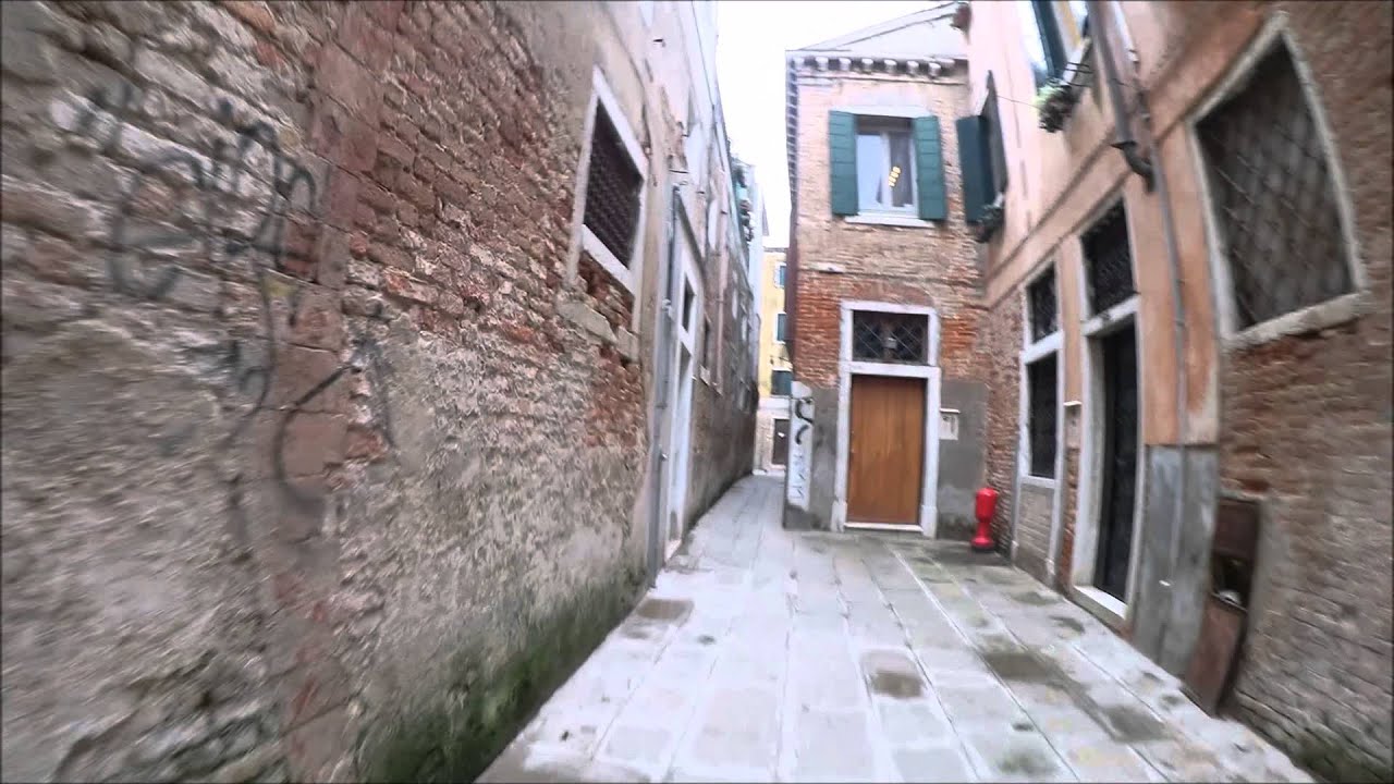 living in venice/ go to supermarket