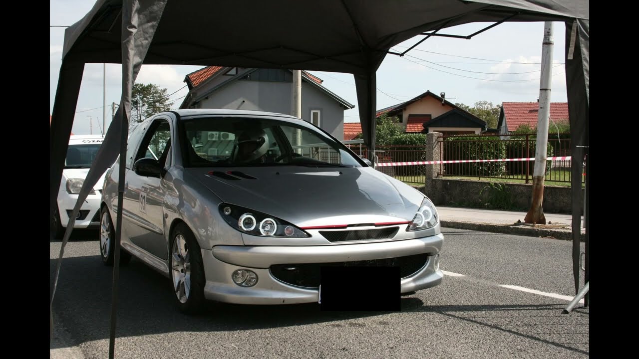 3  Oro Superslalom Peugeot 206 RC crash