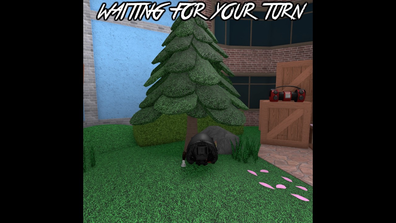 i Played mm2 with a small avatar