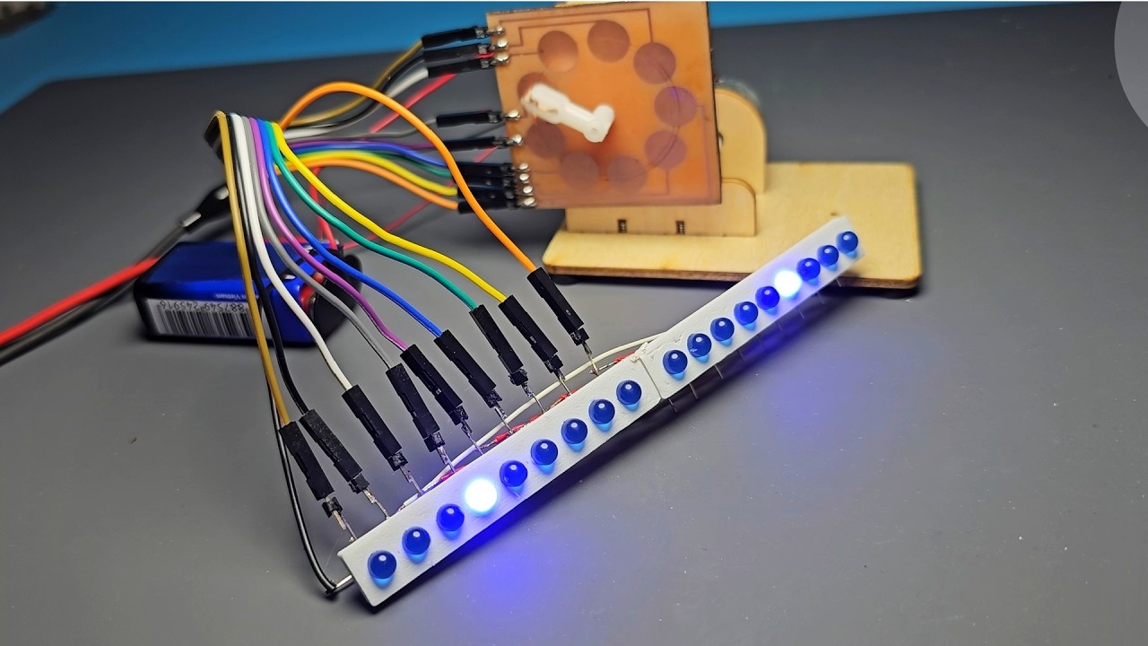 Удивительная светодиодная анимация без Arduino или IC! | Полностью электромеханическая