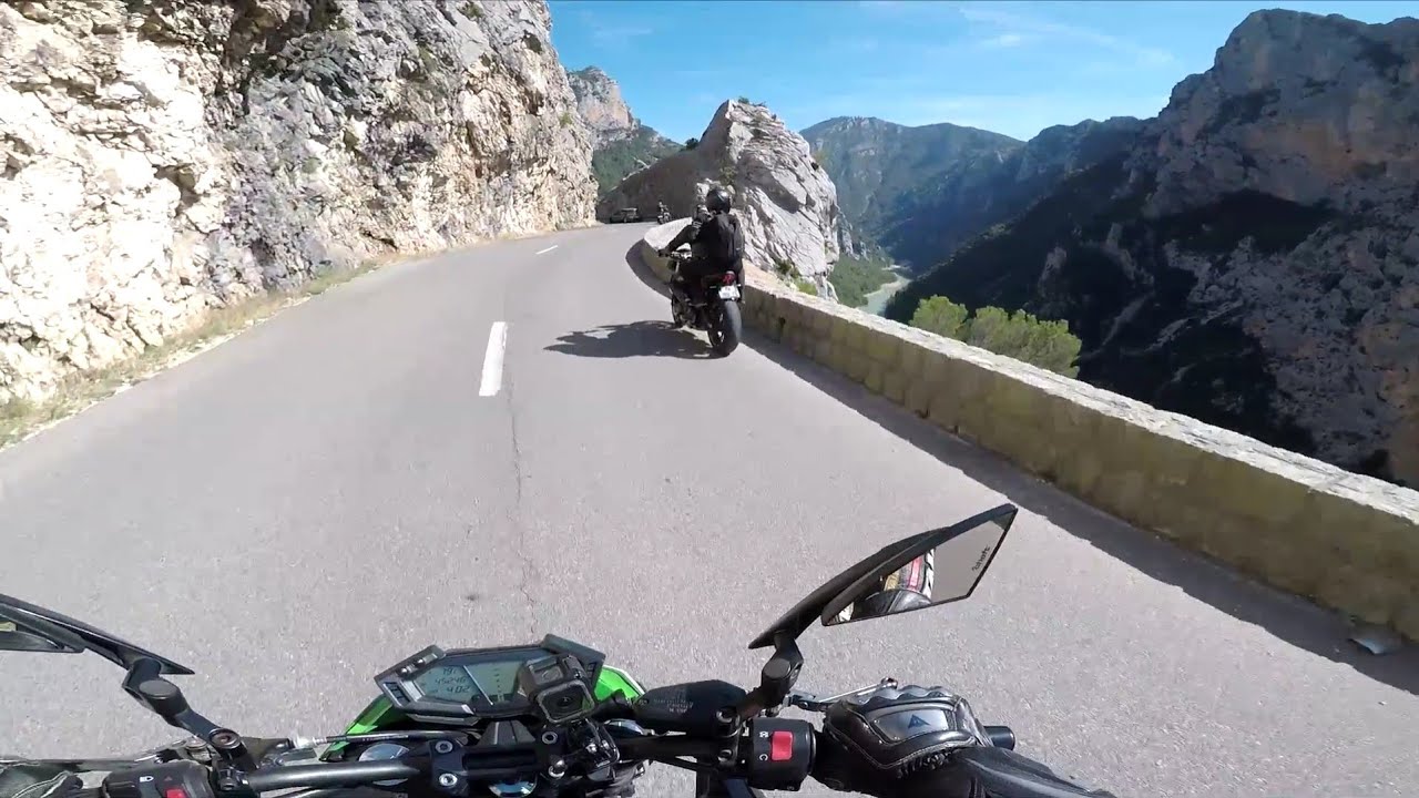 38# BALADE MOTOS GORGES DU VERDON RIVE DROITE LAC SAINTE CROIX DRONE