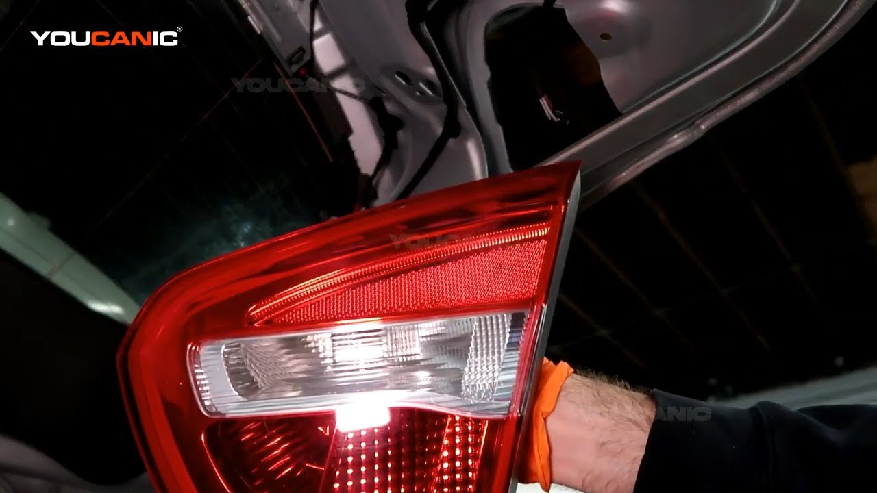 2014-2020 Mercedes Benz GLA250 - Inner Taillight Assembly Replacement