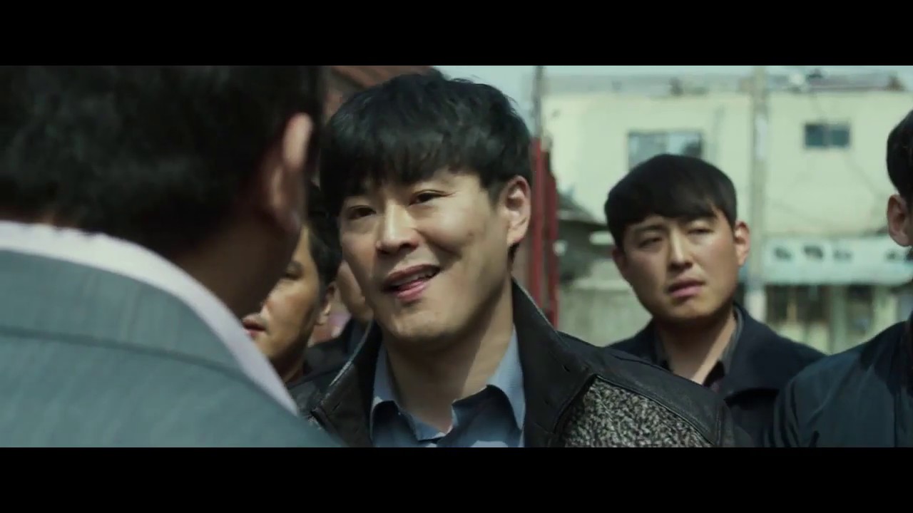 [범죄도시 명장면] 독사파와 이수파를 한 방에 한 놈씩 기절시키는 마동석