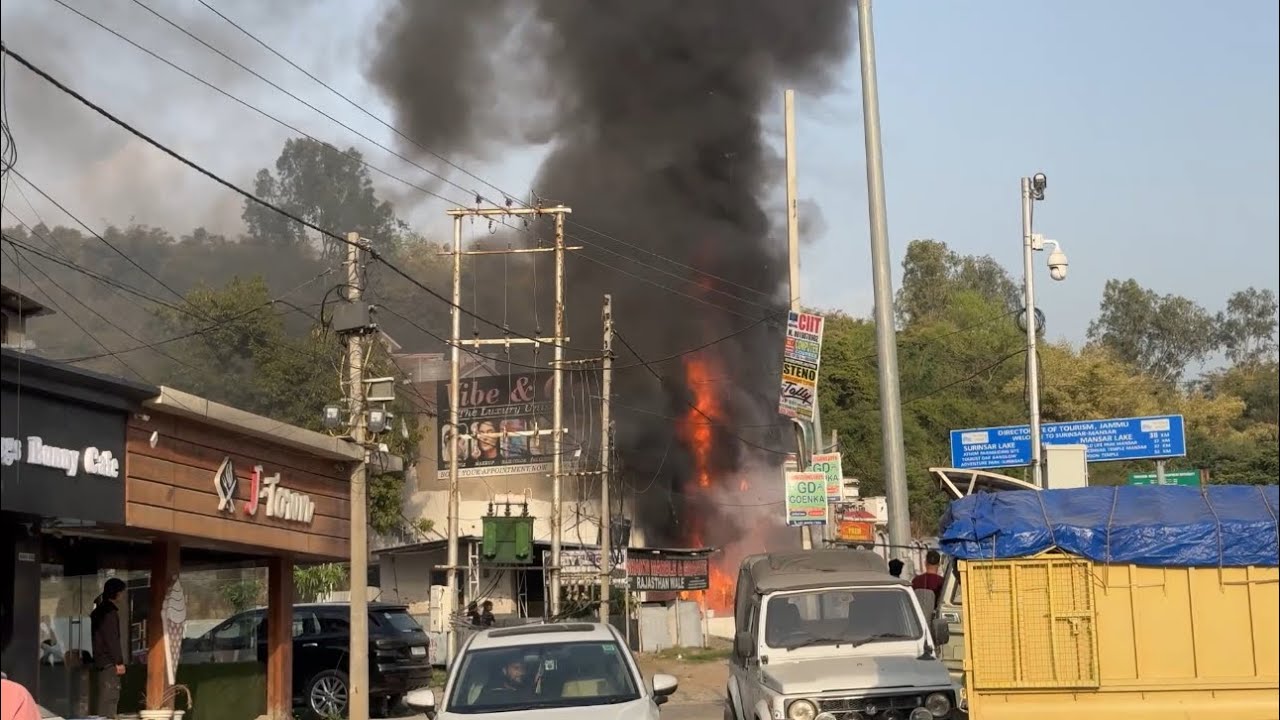 JAMMU MEIN AAG Laggyi🔥🚒 | SIDRA MEIN🫣