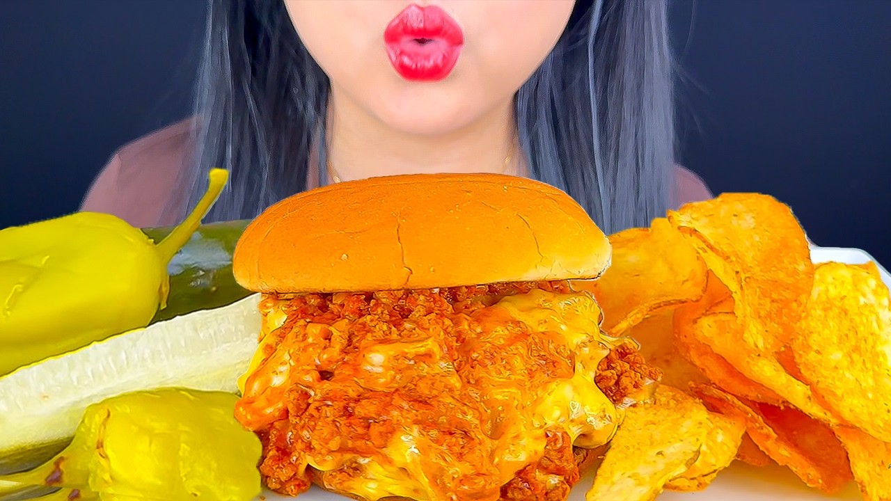 ASMR Sloppy Joes, Pickles & Chips【Mukbang/Eating Sounds/No Talking】