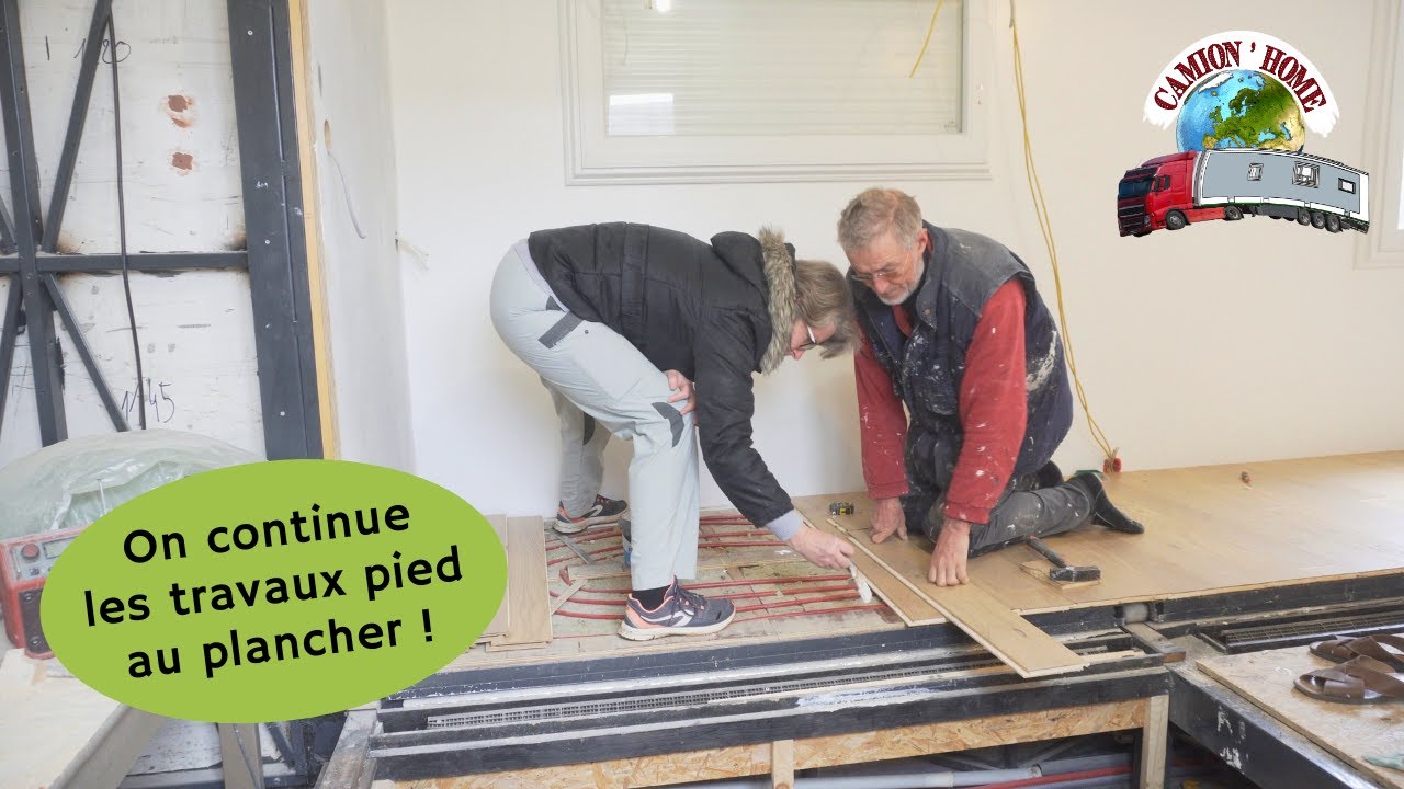 #40 PIED AU PLANCHER POUR LA POSE DU PARQUET FLOTTANT DU SLIDE