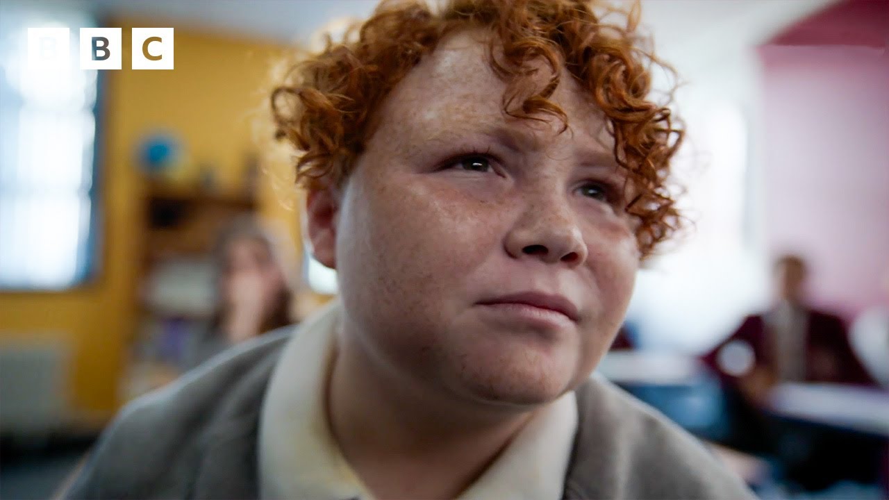 Student passes out from hunger - BBC