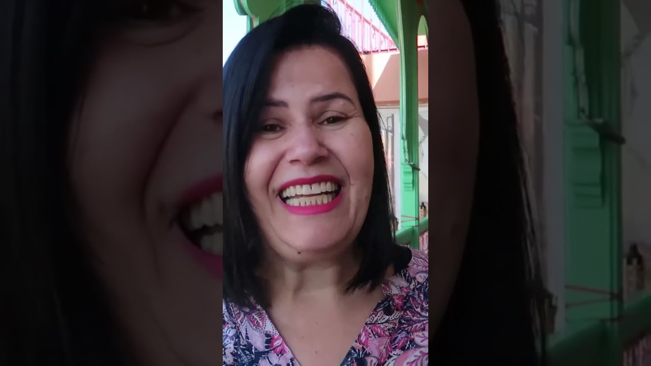 O que é a tradicional comida marroquina os tagines e os couscous