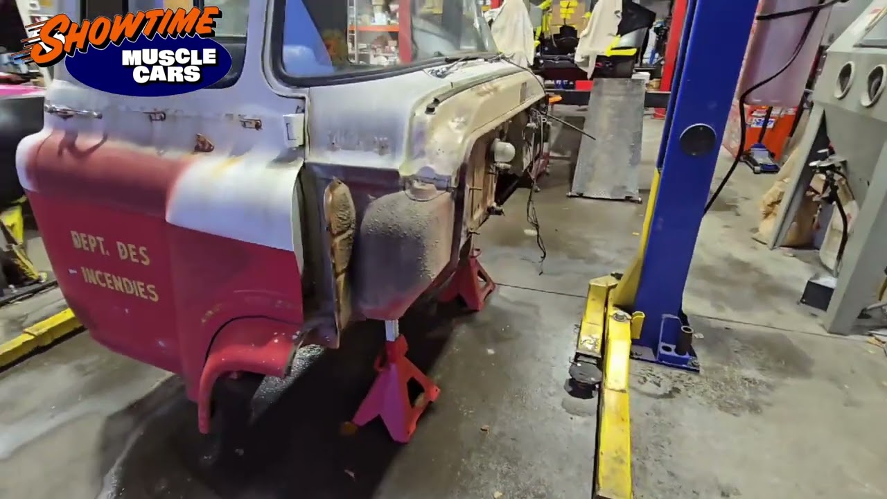 1958 Chevrolet LCF remove cab (part 3)