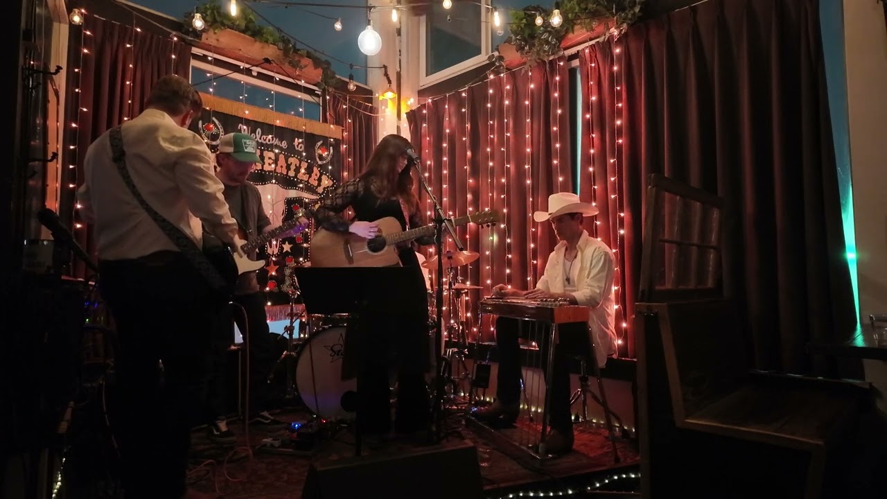 The Balcony - Neev Doherty | Live at the Heatley