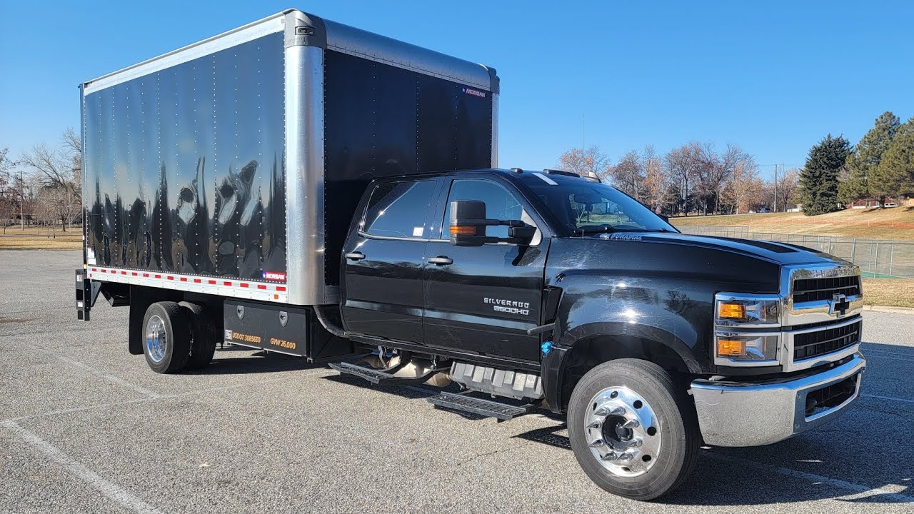 Chevy Silverado 5500 HD 1 year review what I like, what I hate