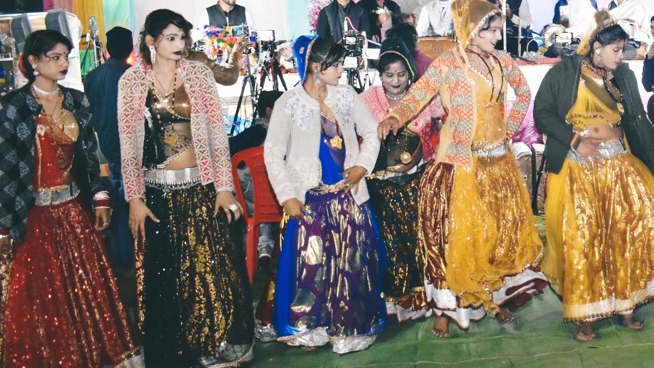 रमेश विश्वकर्मा राई_बुंदेली फाग_देवकी के जन्मे भगवान_बुंदेली राई डांस ग्रुप_राई डांस_देसी डांस