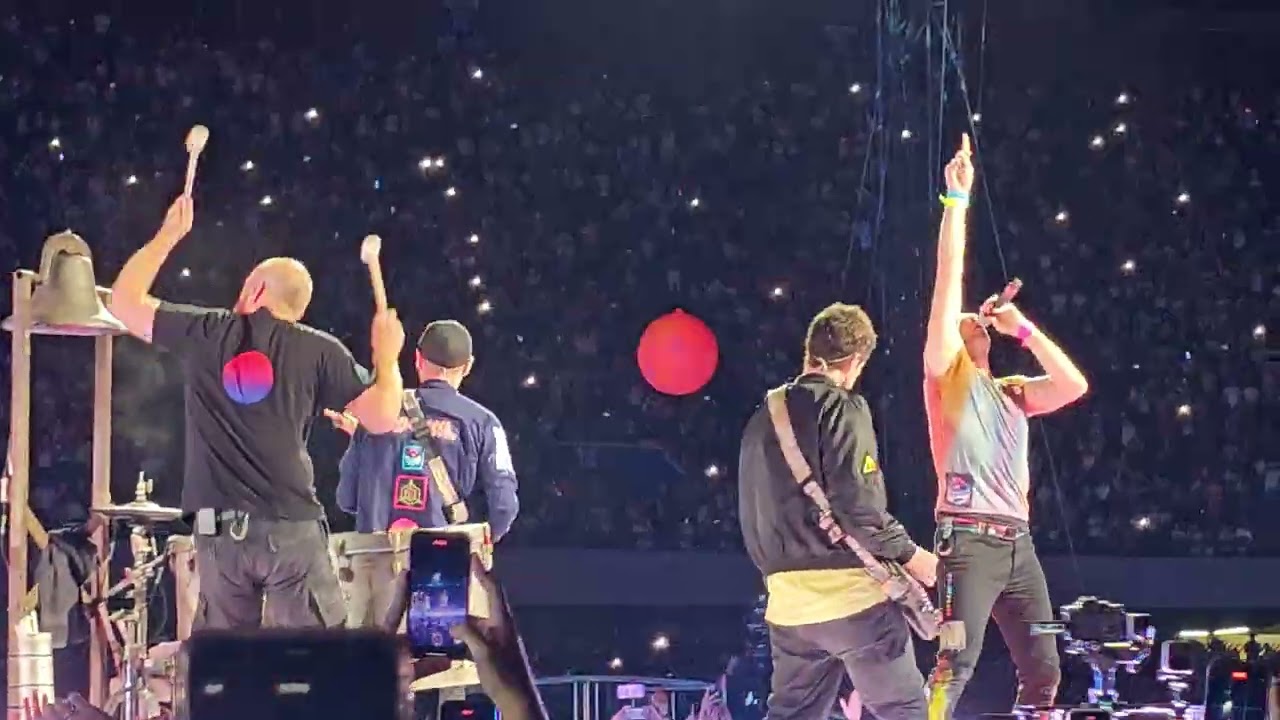 Coldplay - Viva la Vida | Music of the Spheres @ Napoli Diego Armando Maradona Stadium 21/06/2023