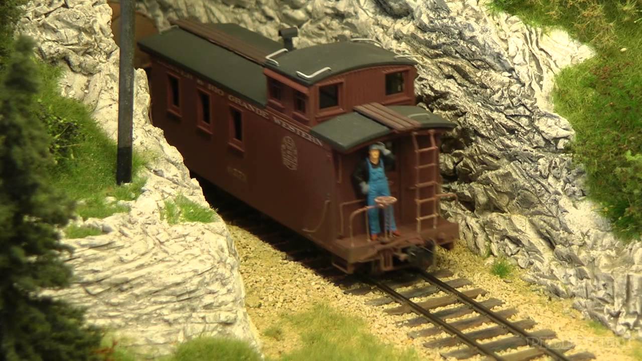 Model Train Diorama in HOn3 Scale